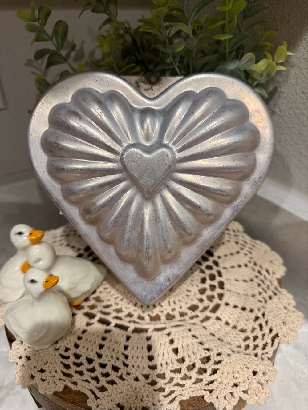 Heart-Shaped Metal Cake Mold - Copper